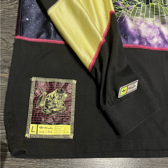 Adidas long sleeve for men - Picture 6 of 7